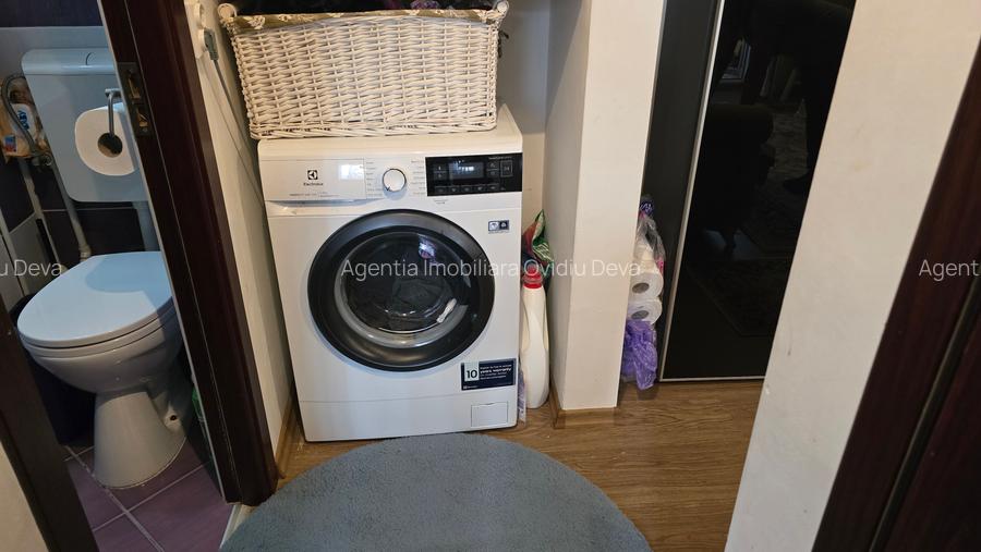 Vand apartament 3 camere in Deva, pe Al. Armatei, etaj 3,  mobilat si utilat - 10