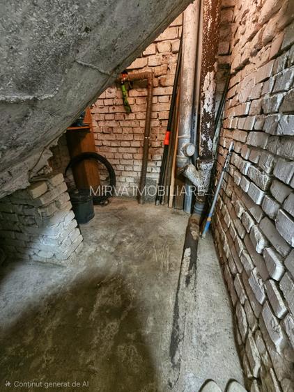 Casa P+1E+M, cu 5 camere în Cantacuzino – ideală birouri sau locuință - 10