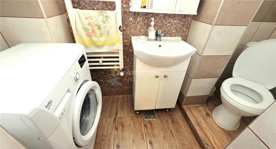 CASA 5 CAMERE 145 MP TEREN 660 MP DAMBUL ROTUND - 12