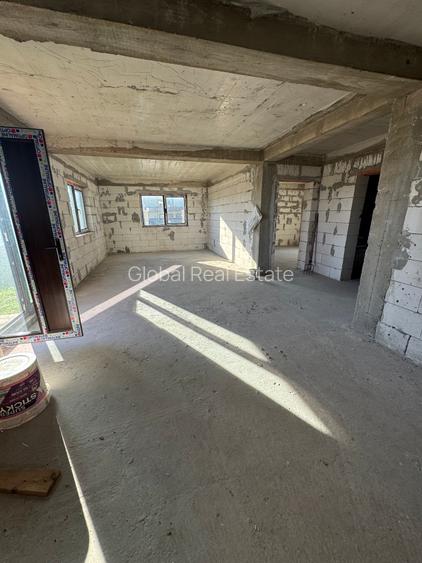 Vila 4 Camere 215 mp utili Ovidiu Str. Norilor - 11