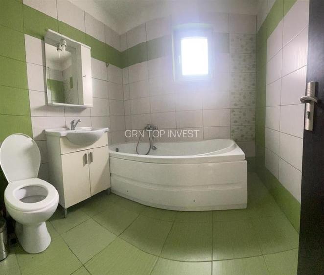 Casa cu 4 camere si tersa in Sura Mare - 4