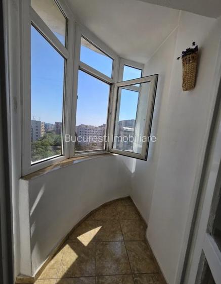 UNIRII BULEVARD STRADAL,BL MIXT 1996, decomandata,geam la baie,balcon.MERITA! - 2