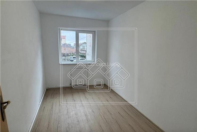 Apartament de vanzare in Sibiu - 3 camere, balcon, et. 1 - - 11