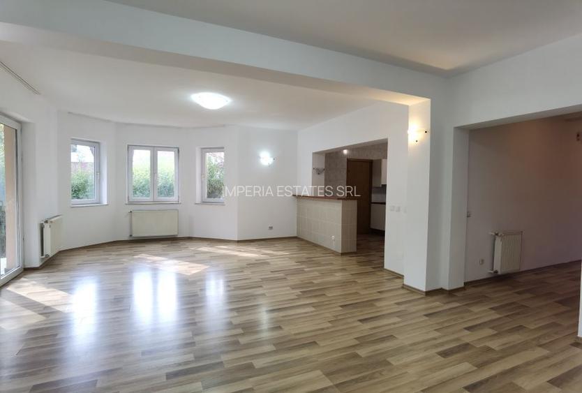 Vila cocheta langa British School, complex privat, gradina de 200 mp - 4