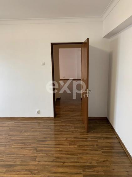 Apartament cu 2 camere de vanzare in zona Piata Unirii