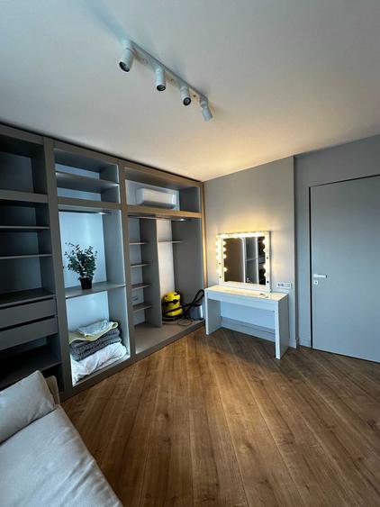 Apartament 3 Camere cu terasă spațioasă