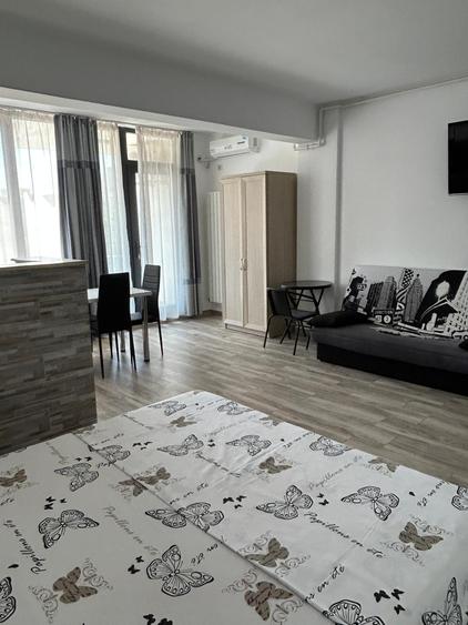 STUDIO 100m de plaja - zona ALEZZI MAMAIA
