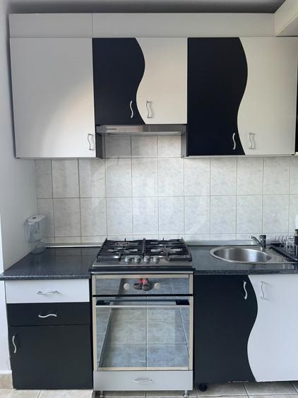 Apartament 2 camere, intermediar, 2 boxe, Zorilor