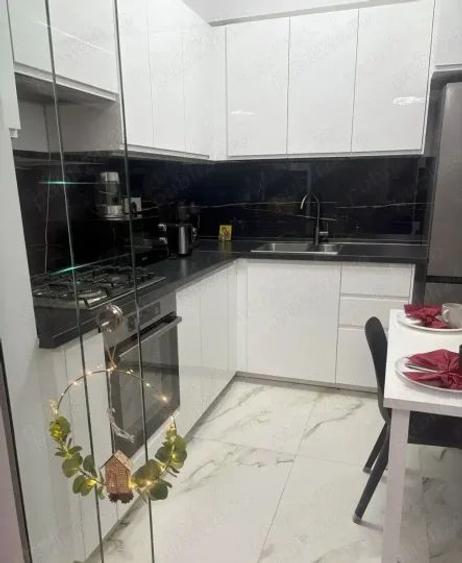 Apartament 2 camere decomandat - zona Unirii