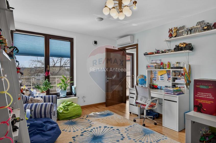 Vila cu design spectaculos, tehnologie smart & lifestyle complet - 59