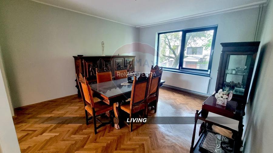 Vă propunem spre vânzare o proprietate spațioasă - 43