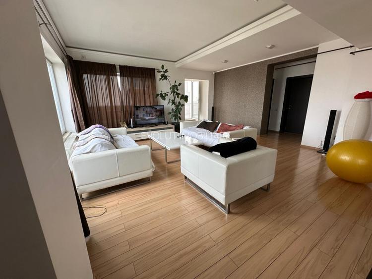 Apartament  3 Camere cu Terasa exclusiv - 2