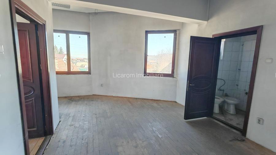 Cladire P+4 Rasnov- Central, IDEAL INVESTITIE. - 3