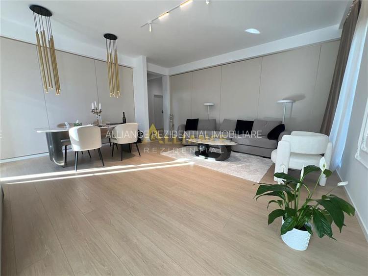 Casa individuala - 4 camere - 2 bai - la 10 min de RATB - 3