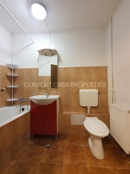 Decebal - Calarasilor - Pta Muncii,  garsoniera moderna,  bloc mixt, stradal - 13