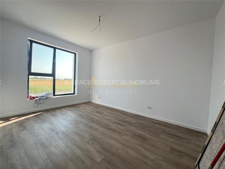 Vila individuala - 5 camere - 3 bai - teren 428mp - pod - beci - 8