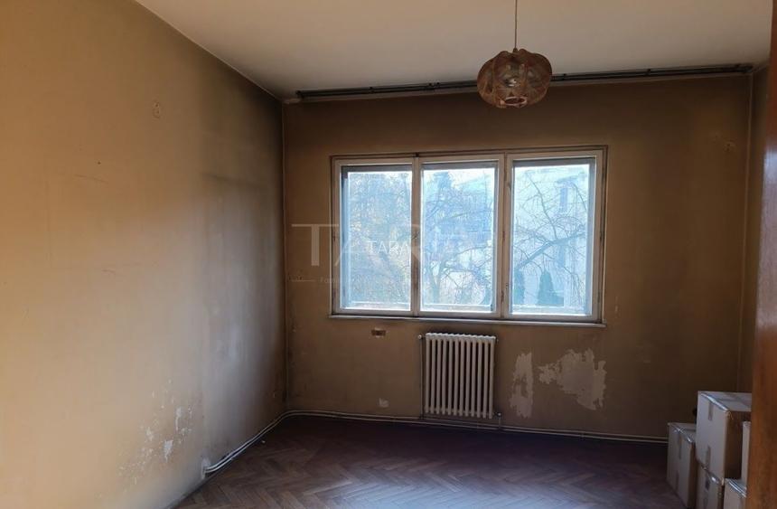 Apartament generos cu 4 camere și garaj inclus, zona Centrala - 4