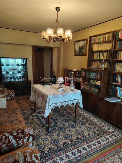 Apartament 3 camere zona Ion Mihalache cu Turda constructie 1984 - 30