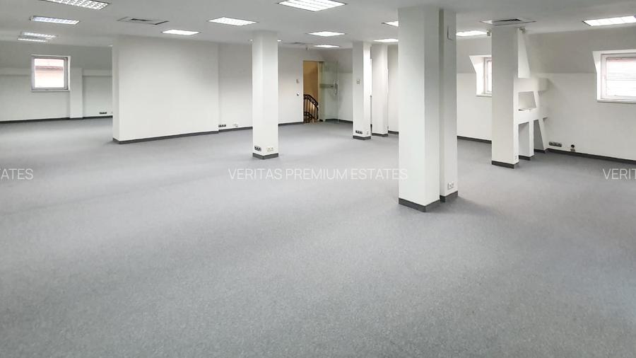 Vila cu prestanta zona Capitale Guvern, renovata integral, lift, parcare proprie - 6