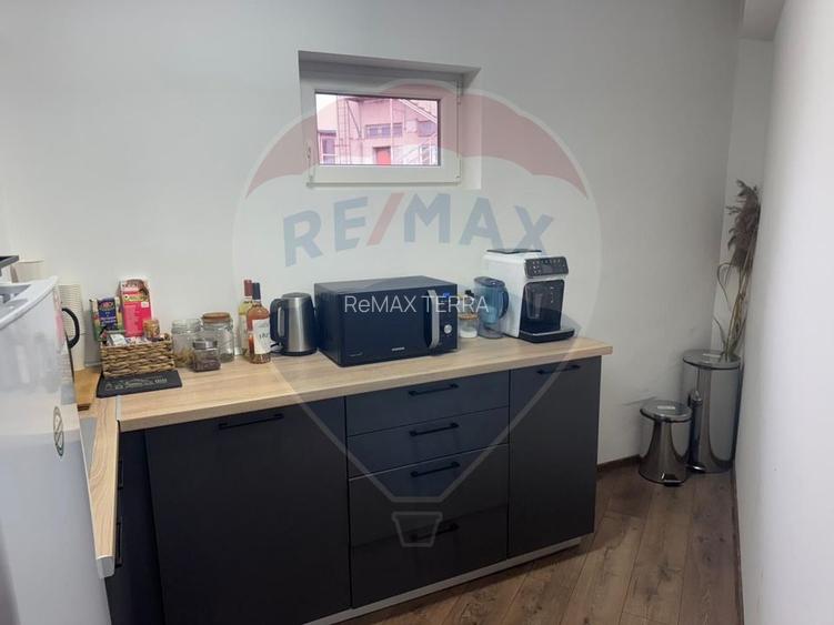 Spațiu de birouri de închiriat, clădire nouă, zonă centrală 160m2 - 6