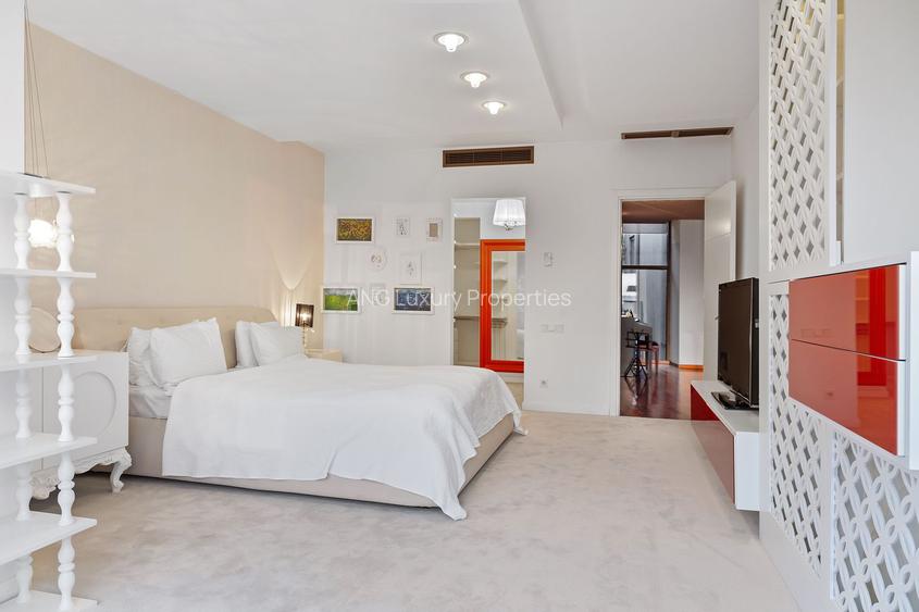 Vila Exclusivistă cu Deschidere la Lac, Piscină și Garaj pentru Barcă în Snagov - 36