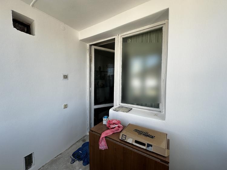 Apartament 3 camere | Decomandat | 62 mp. | Ampoi 3 | 2 Balcoane | Mobilat
