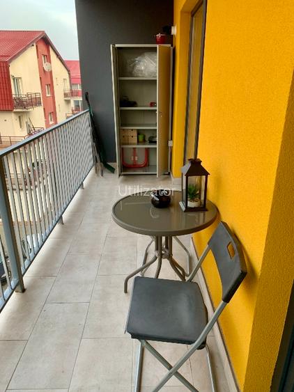 Ofer spre închiriere apartament cu 3 camere - 13