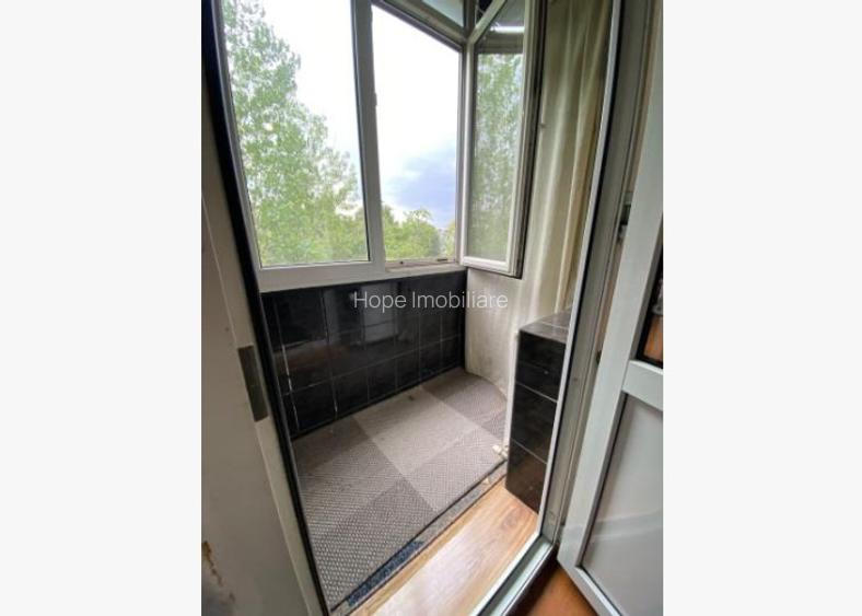 Piata Sudului-Caporal Ion Gheorghe-Apartament de 3 camere-decomandat - 2