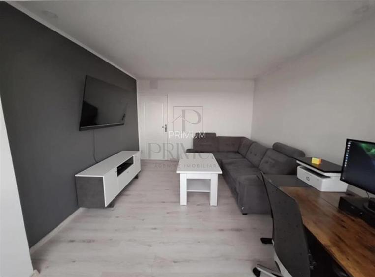 Complexul Studentesc - 2 Camere - Amenajat - Lift - Decomandat - Centrala termic - 4