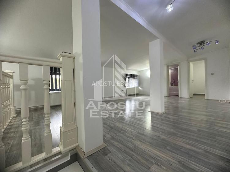 Casa individuala cu 4 camere,2 bai,mobilata,Calea Lipovei - 20