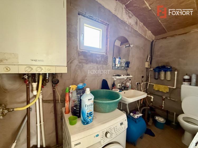 Casa individuala cu 6 camere, de vanzare in Sanandrei - 12