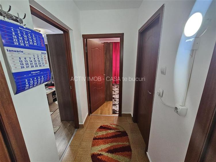 Resita, 3 Cam. Cf. 1, Mobilat+Utilat, Et. 1, Bulevard, Micro 3 - 21