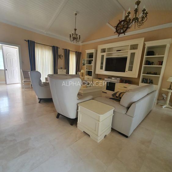 Vila Tip Duplex, 8 Camere, Teren 1100 Mp, Finisajele de Lux - 4