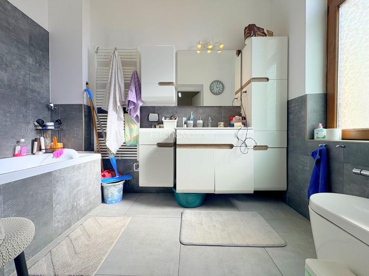 Apartament cu 3 camere, spatios, renovat - zona Odobescu - 12