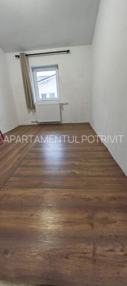 OPORTUMITATE ! APARTAMENT cu suprafata totala de 80 mp  - 4
