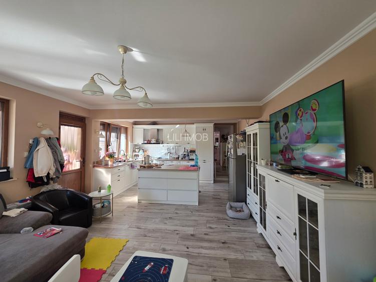 De vanzare casa zona Eminescu - 2