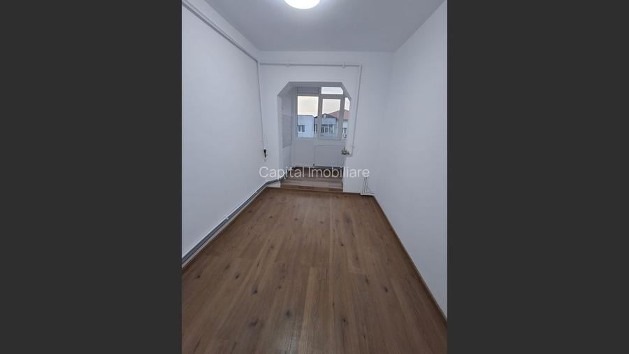 De vanzare apartament 2 camere ,str Prelungirea Tunari blS22 SC b - 4