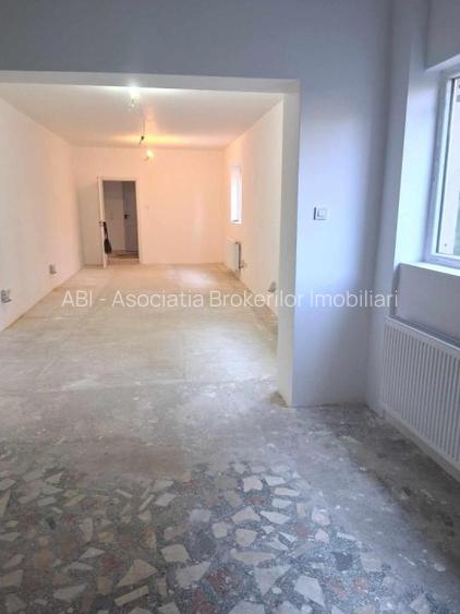 13 Septembrie-spatiul comercial stradal,renovat total,centrala termica - 14