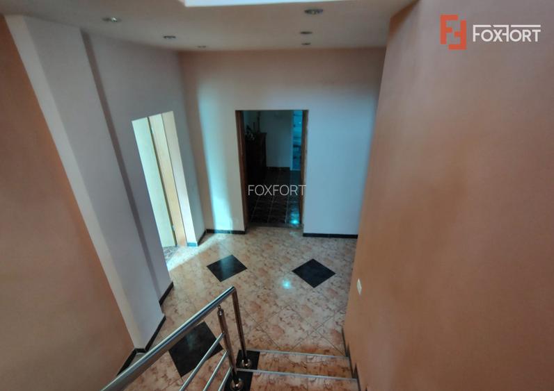 Casa individuala 6 camere, 269 mp utili, teren 635 mp, zona Girocului - 30