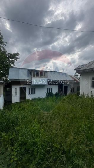 Casă / Vilă cu 3 camere de vânzare în zona Burdujeni - 4