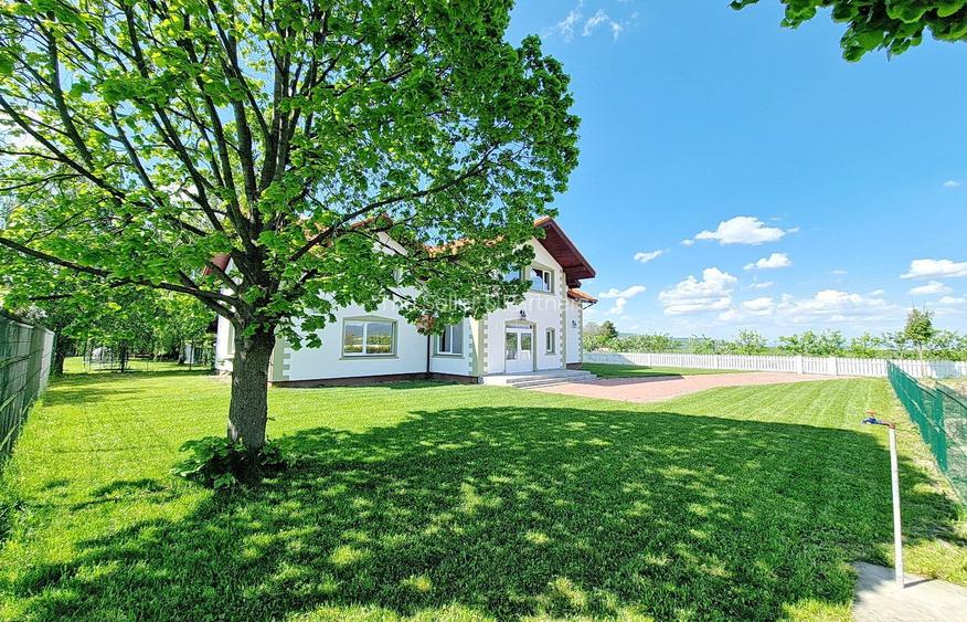 Casa in complex modern - C8 - 2