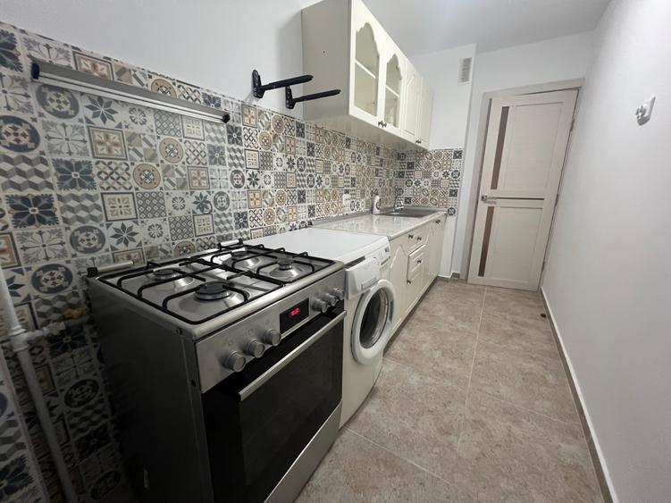 420Euro, bd Ion Mihalache(zona Turda), decomandata, spatioasa, moderna