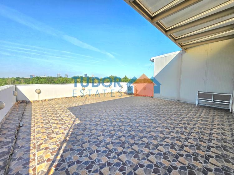 Elegant 2-Bedroom Duplex Apartment with Panoramic Park Views - 18