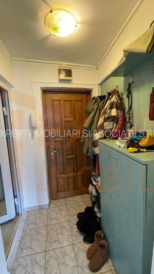 Apartament 2 camere, situat in zona Casa de Cultura - 11