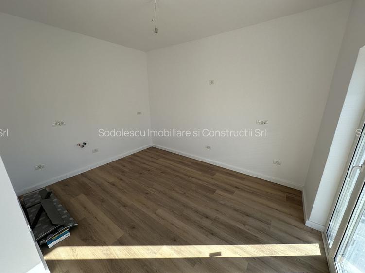 Duplex despartit prin spatiu tehnic - 9