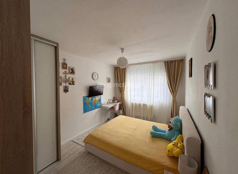 APARTAMENT CU 2 CAMERE,ETAJ INTERMEDIAR,PARCARE, ZONA FLORILOR - 4