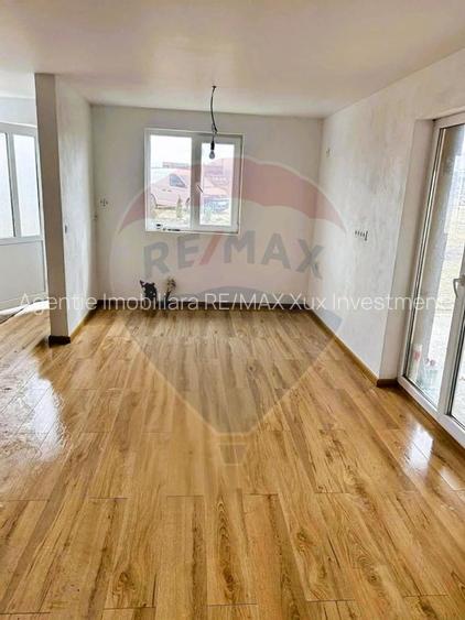 Casă / Vilă cu 2 camere de vânzare - 3