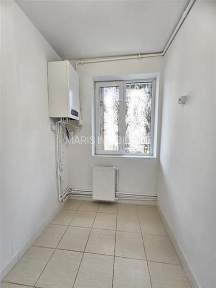 Apartament 3 camere etaj 2 zona 7 Noiembrie UMF Spitale - 7