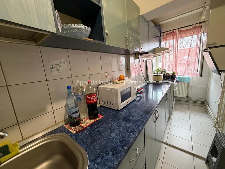 Garsoniera de Vanzare Gorjului Bloc 1981 etaj 3/4 - 9