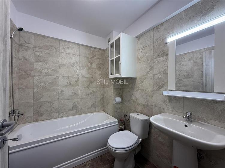 2 CAM DECOMANDAT BUCIUM LIDL LOC PARCARE PRIMA INCHIRIERE - 4